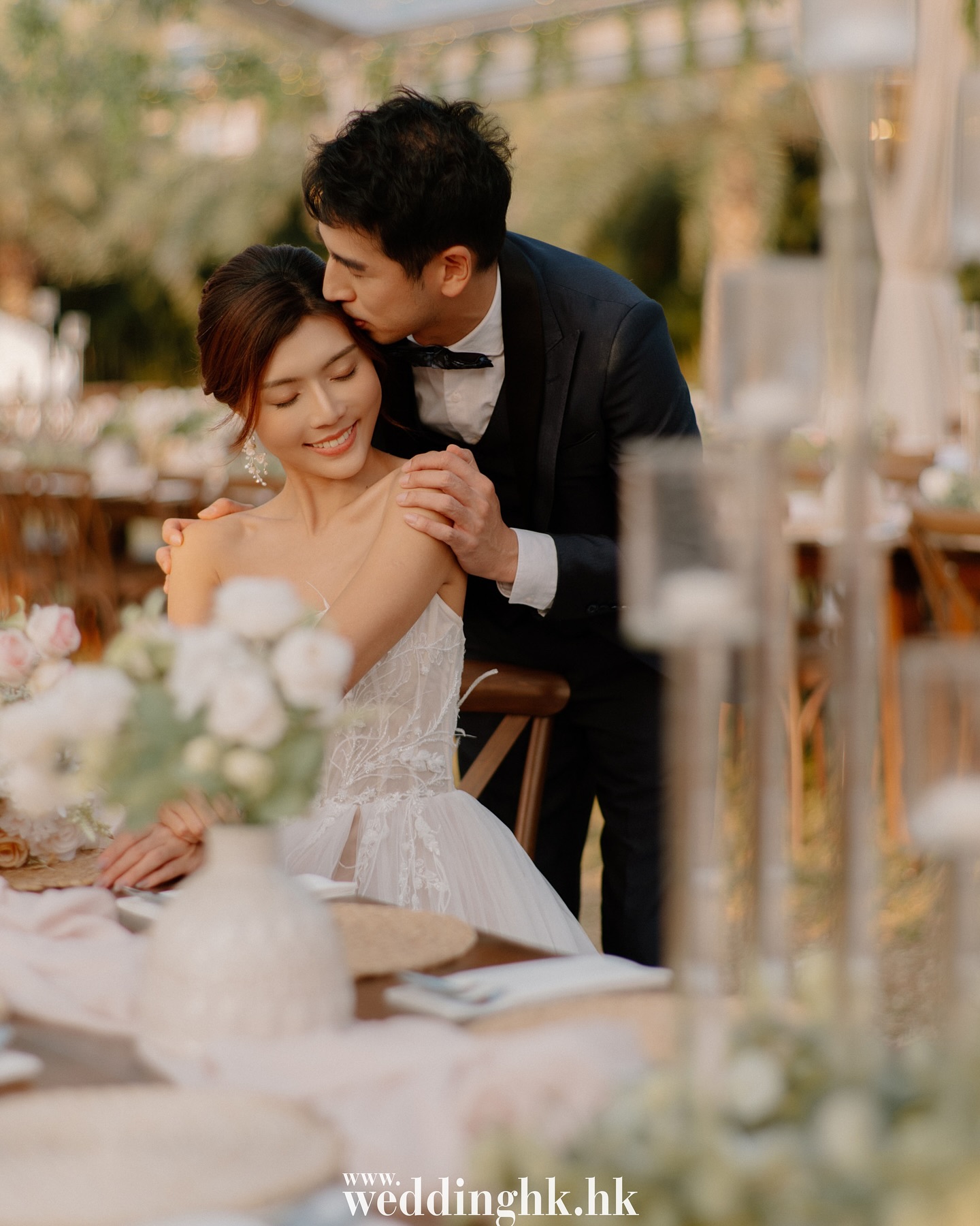 Greenhouse 晚上星空天幕數萬顆星星在頭頂閃爍，點亮無限祝福。 Couple_ @szeececc @sam.k.li Photography_ @st (1)