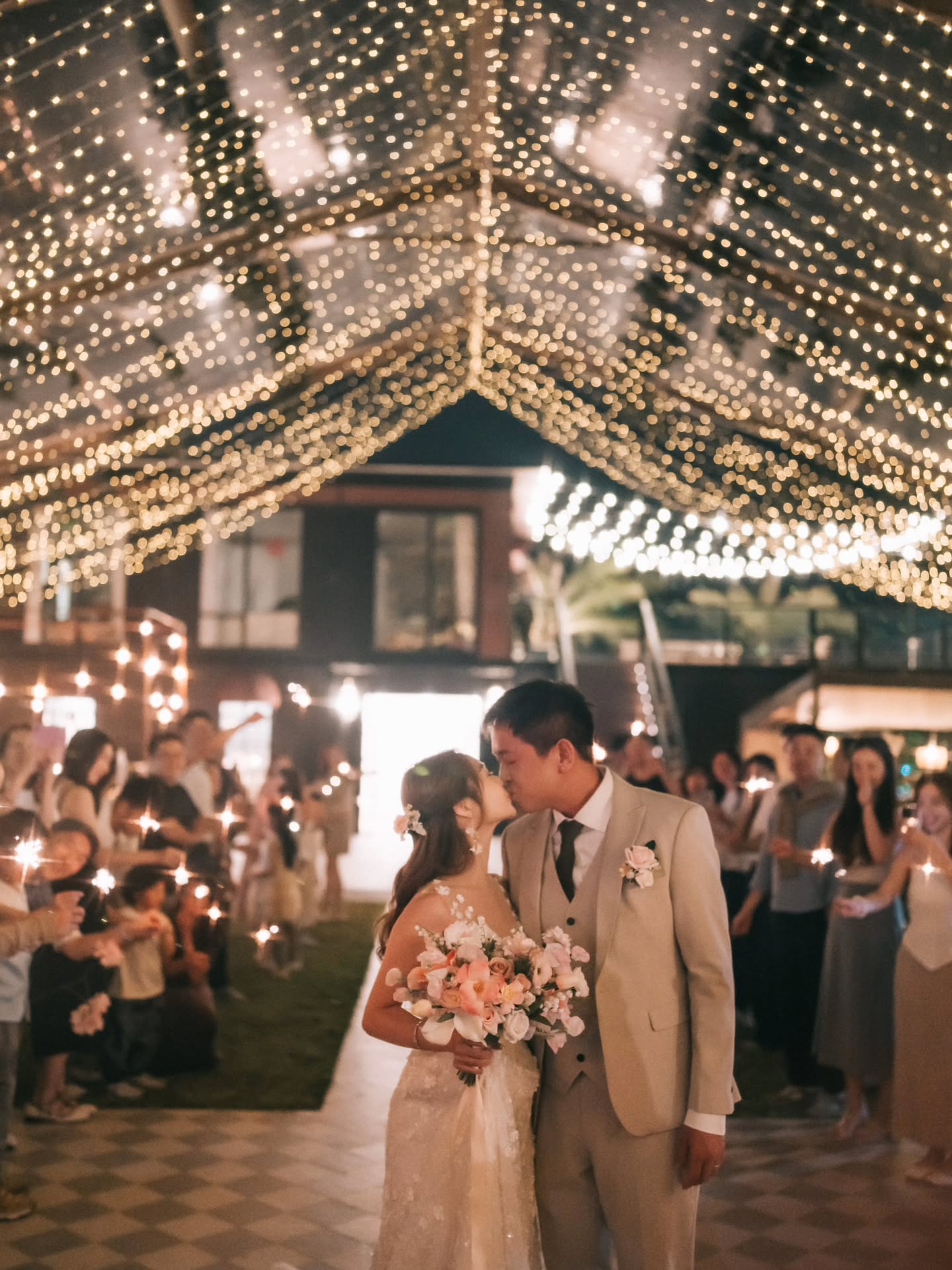 Congratulations to Pheobe and Gary
Photo @billytam_production Video @bill_mok_studio Kwa @laputawedd
